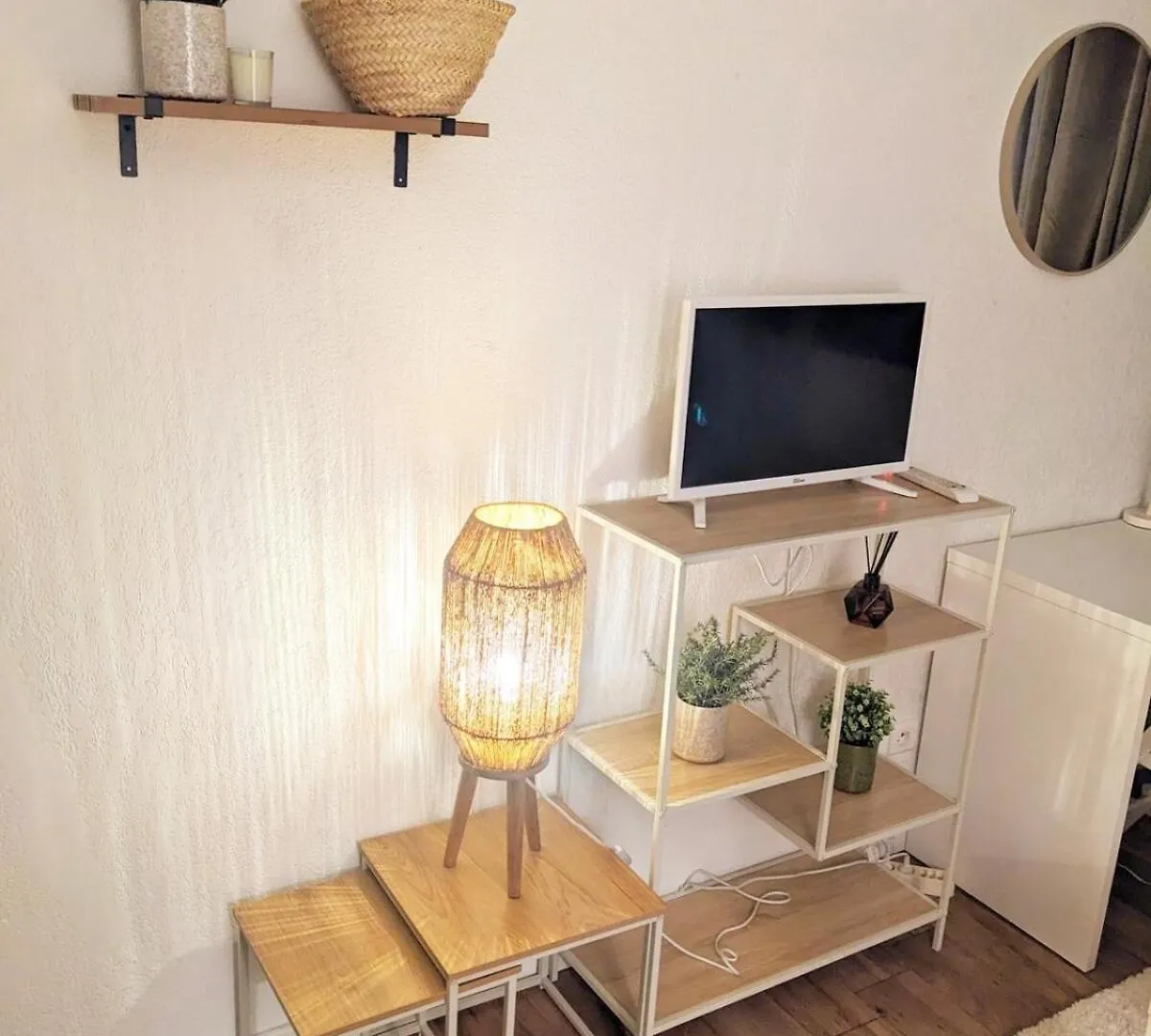 Quiet Intramuros Studio In Secure Residence Avignon